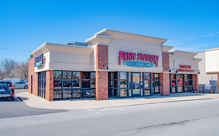 Pictures of Retail, Office, Restaurant property located at 6101 Stellhorn Rd, Fort Wayne, IN 46835 for lease - image #1