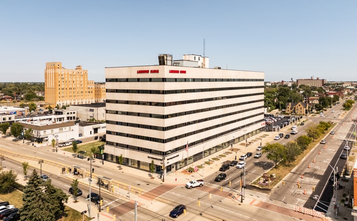 Pictures of Office property located at 7300 Woodward Ave, Detroit, MI 48202 for lease - image #1