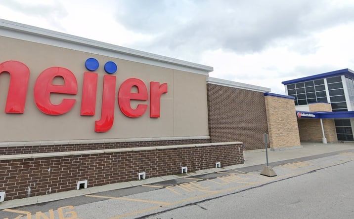Pictures of Retail property located at 5325 E Southport Rd, Indianapolis, IN 46237 for lease - image #1