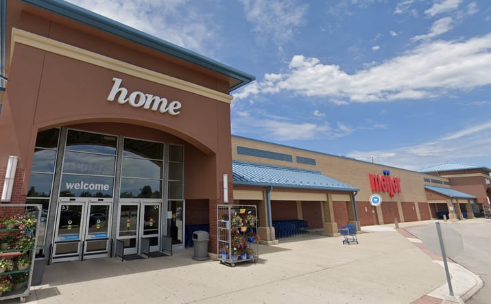 Pictures of Retail property located at 130 S Gary Ave, Bloomingdale, IL 60108 for lease - image #1
