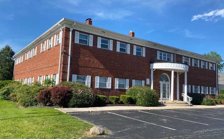 Pictures of Office property located at 2066 W Henderson Rd, Columbus, OH 43220 for lease - image #1