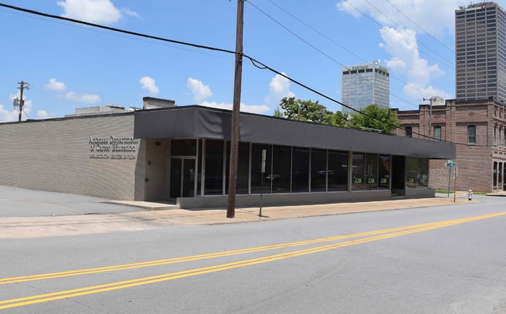 Pictures of Retail, Office property located at 900 W 7th St, Little Rock, AR 72201 for lease - image #1
