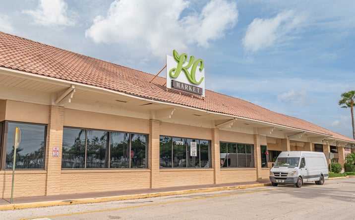 Pictures of Retail, Office, Restaurant property located at 3775 Woolbright Rd, Boynton Beach, FL 33436 for lease - image #1