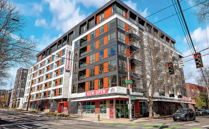 Pictures of Retail, Restaurant property located at 400 Queen Anne Ave N, Seattle, WA 98109 for lease - image #1