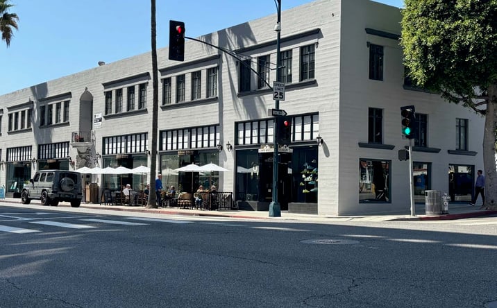 Pictures of Retail property located at 9701 S Santa Monica Blvd, Beverly Hills, CA 90210 for lease - image #1