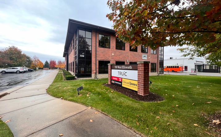 Pictures of Office property located at 709 W Ellsworth Rd, Ann Arbor, MI 48108 for lease - image #1