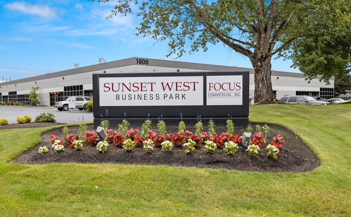 Pictures of Industrial property located at 1960 NE 25th Ave, Hillsboro, OR 97124 for lease - image #1