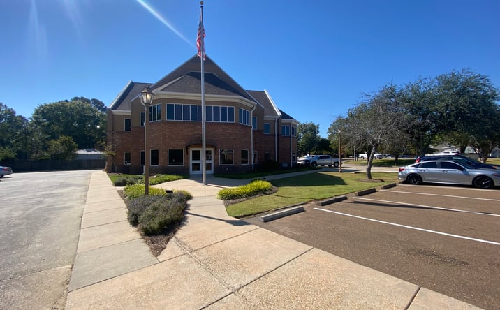 Pictures of Office property located at 962 U.S. Highway 51, Madison, MS 39110 for lease - image #1