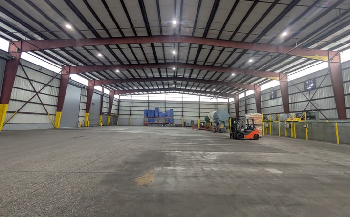 Pictures of Industrial property located at 4700 Middle Ave, Sarasota, FL 34234 for lease - image #1