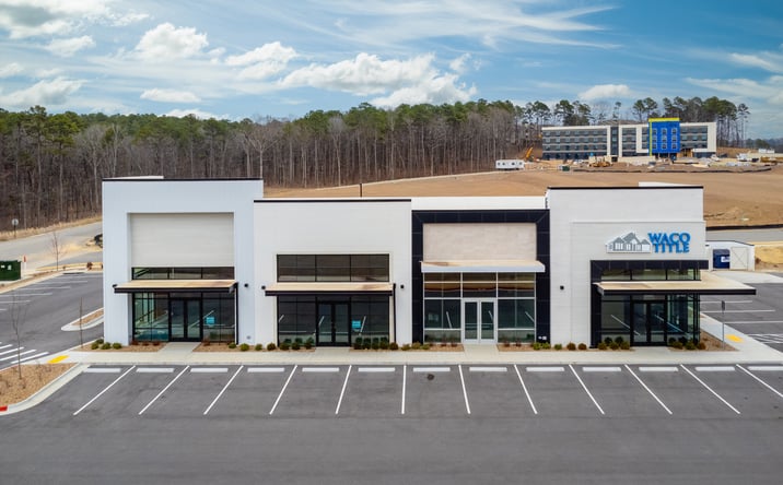 Pictures of Retail, Office, Restaurant property located at 18120 Chenal Pkwy, Little Rock, AR 72223 for lease - image #1