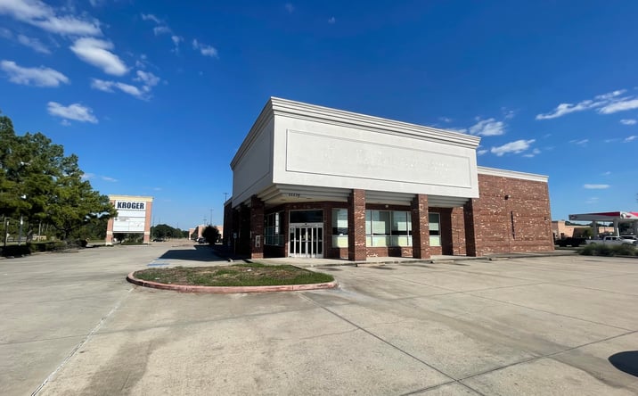 Pictures of Retail, Office, Industrial property located at 12234 Jones Rd, Houston, TX 77070 for lease - image #1