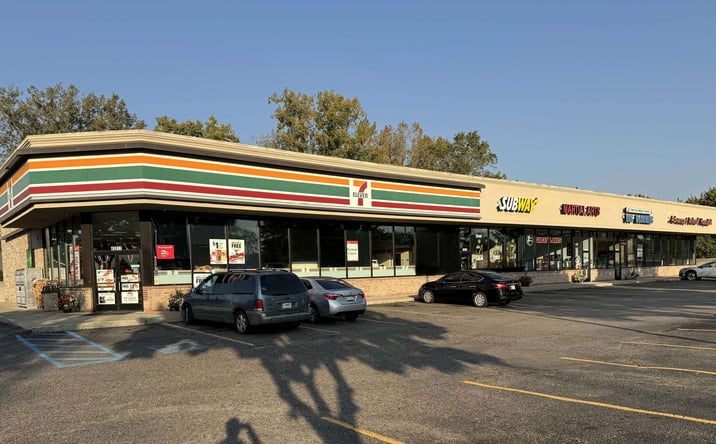 Pictures of Retail property located at 43017 – 43065 Mound Road, Sterling Heights, MI 48314 for lease - image #1