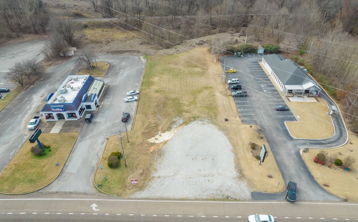 Pictures of Retail, Office, Restaurant property located at 1655 S Highland Ave, Jackson, TN 38301 for lease - image #1