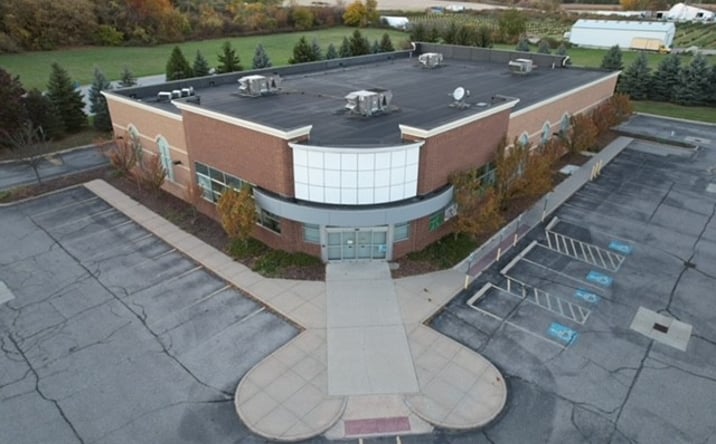 Pictures of Retail, Office, Restaurant property located at 63033 Van Dyke Ave, Washington, MI 48095 for lease - image #1