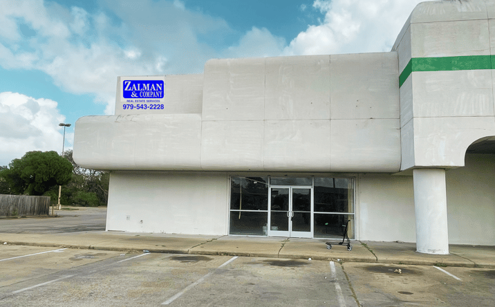Pictures of Retail, Office property located at 1200 N Mechanic St, El Campo, TX 77437 for lease - image #1