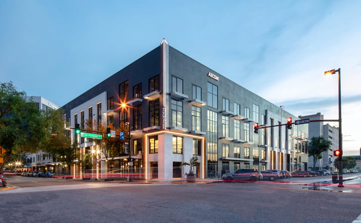 Pictures of Retail property located at 150 N Orange Ave, Orlando, FL 32801 for lease - image #1