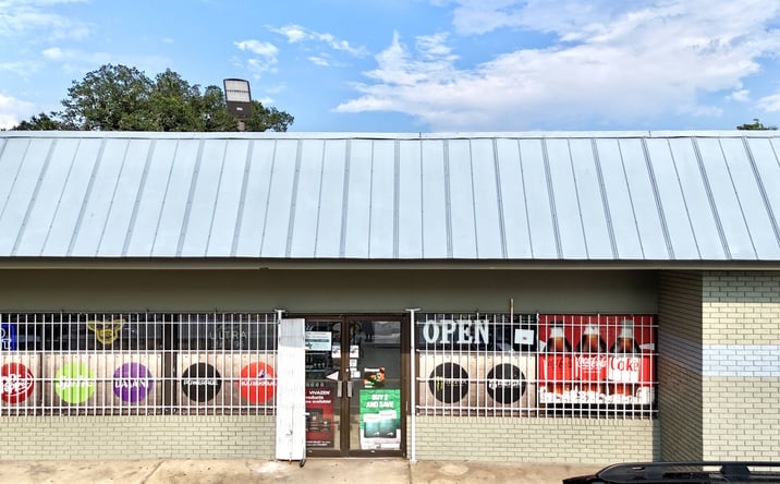 Pictures of Special Purpose property located at 1900 North W Street, Pensacola, FL 32505 for lease - image #1