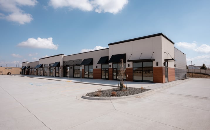 Pictures of Retail, Office, Restaurant property located at 4266 32nd Ave S, Fargo, ND 58104 for lease - image #1