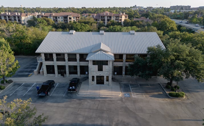 Pictures of Office property located at 102 W Morrow St, Georgetown, TX 78626 for lease - image #1