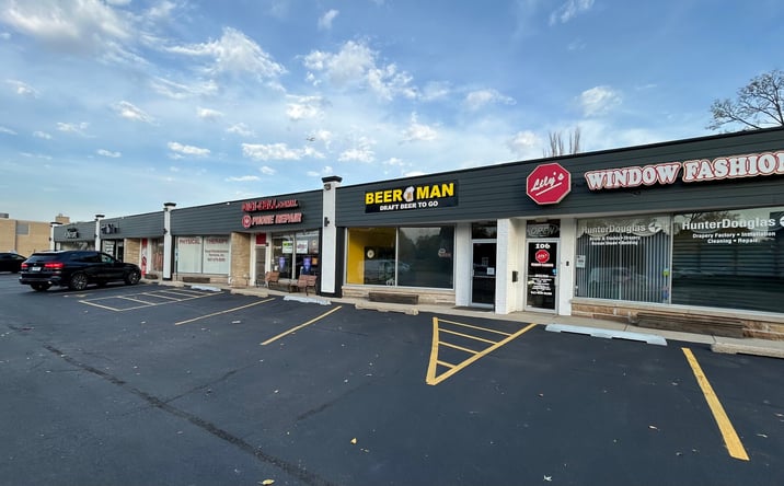 Pictures of Retail, Industrial, Restaurant property located at 82 E Dundee Rd, Wheeling, IL 60090 for lease - image #1