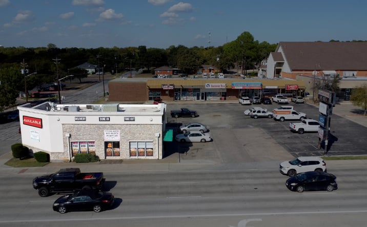 Pictures of Retail property located at 220 W. University Dr., Denton, TX 76201 for lease - image #1