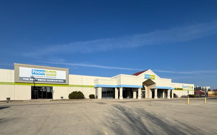Pictures of Retail, Office property located at 7340 E State St, Rockford, IL 61108 for lease - image #1