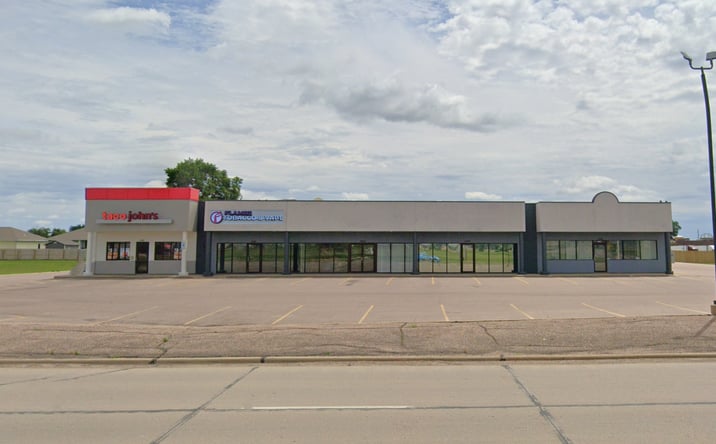 Pictures of Retail, Office property located at 1244-1248 River Drive, North Sioux City, SD 57049, North Sioux City, SD 57049 for lease - image #1