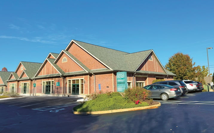Pictures of Office property located at 2-4 West Drive, Chesterfield, MO 63017 for lease - image #1