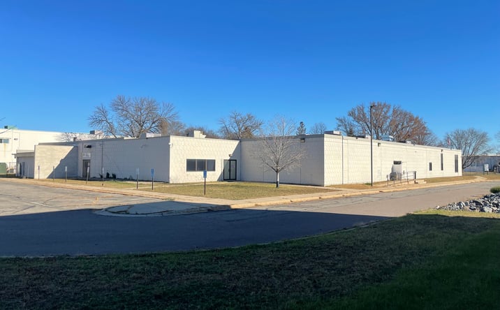 Pictures of Office property located at 11 McLeland Rd, St Cloud, MN 56303 for lease - image #1