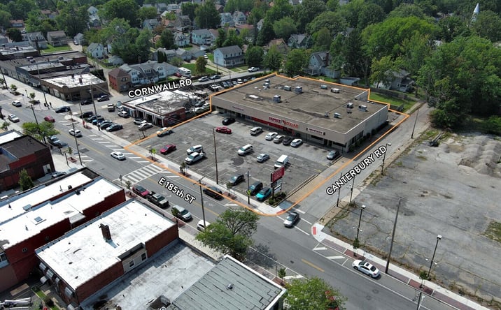 Pictures of Retail property located at 574 E 185th St, Cleveland, OH 44119 for lease - image #1