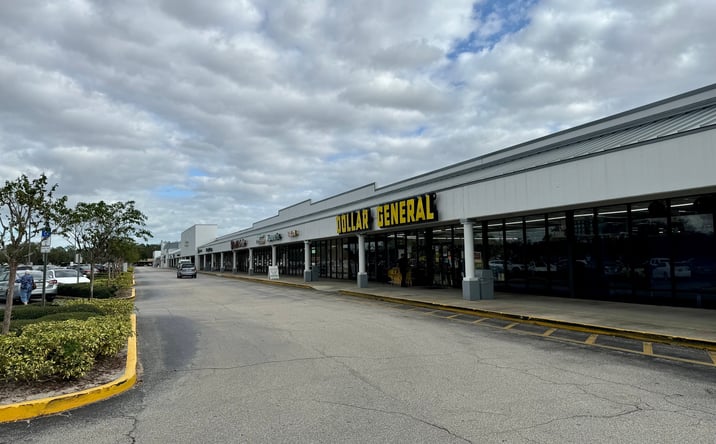 Pictures of Retail property located at 816 Saxon Blvd, Orange City, FL 32763 for lease - image #1