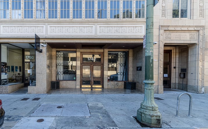 Pictures of Retail property located at 1742 Franklin Street, Oakland, Ca, Oakland, CA 94612 for lease - image #1
