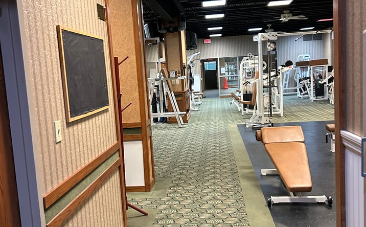 Pictures of Retail, Office, Special Purpose property located at 5760 Maple Canyon Ave, Columbus, OH 43229 for lease - image #1