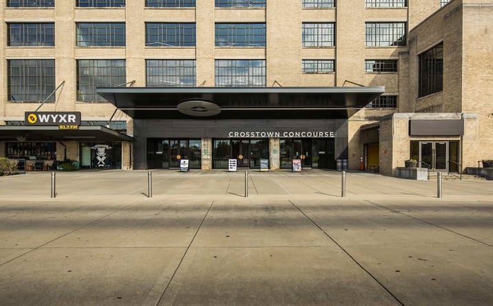Pictures of Retail property located at 1350 Concourse Ave, Memphis, TN 38104 for lease - image #1