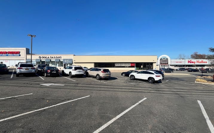 Pictures of Retail property located at 283 W Jericho Turnpike, Huntington Station, NY 11746 for lease - image #1