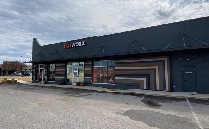 Pictures of Retail, Office property located at 311 S Gloster St, Tupelo, MS 38801 for lease - image #1