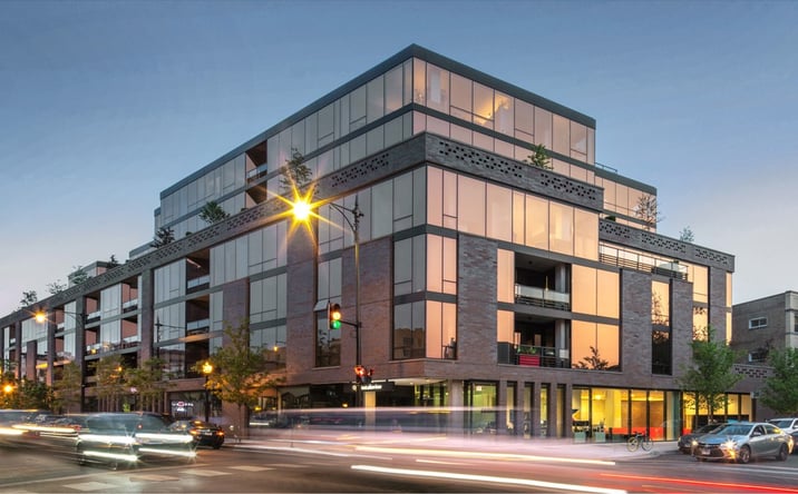 Pictures of Retail, Restaurant property located at 3460 N Broadway, Chicago, IL 60657 for lease - image #1