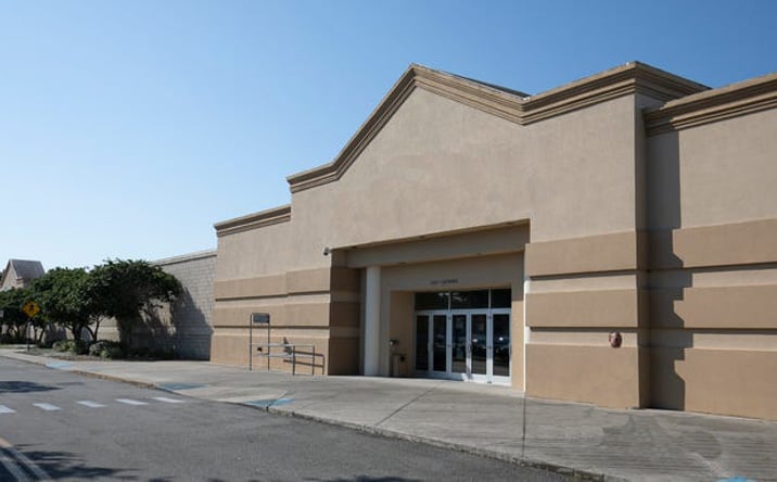 Pictures of Retail property located at 3030 SW College Rd, Ocala, FL 34474 for lease - image #1