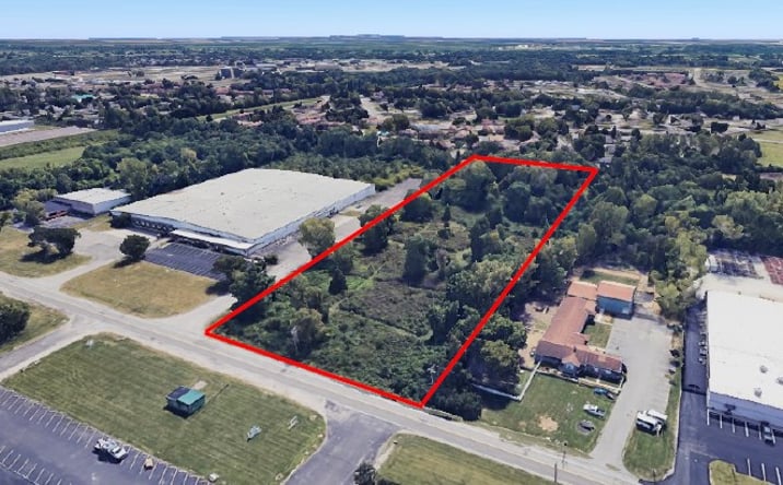 Pictures of Land property located at Groves Rd, Columbus, OH 43232 for lease - image #1