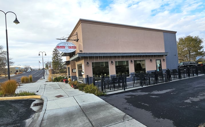 Pictures of Restaurant property located at 218 Main Ave E, Soap Lake, WA 98851 for lease - image #1