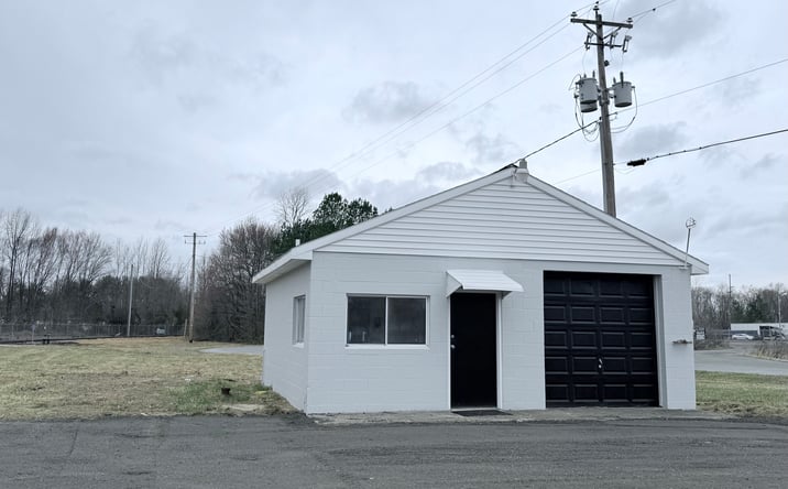 Pictures of Industrial property located at 435 Twin Oaks Dr, Dover, DE 19904 for lease - image #1