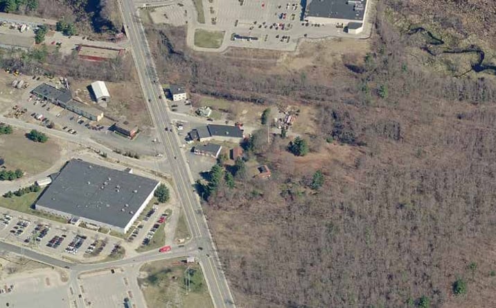 Pictures of Retail property located at 75 Main St, North Reading, MA 01864 for lease - image #1