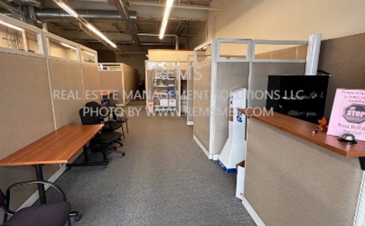 Pictures of Retail, Office property located at 1212 8th St, Baraboo, WI 53913 for lease - image #1