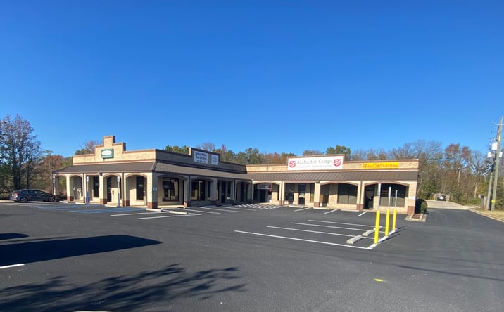 Pictures of Retail, Office, Industrial property located at 108 Plaza Cir, Alabaster, AL 35007 for lease - image #1