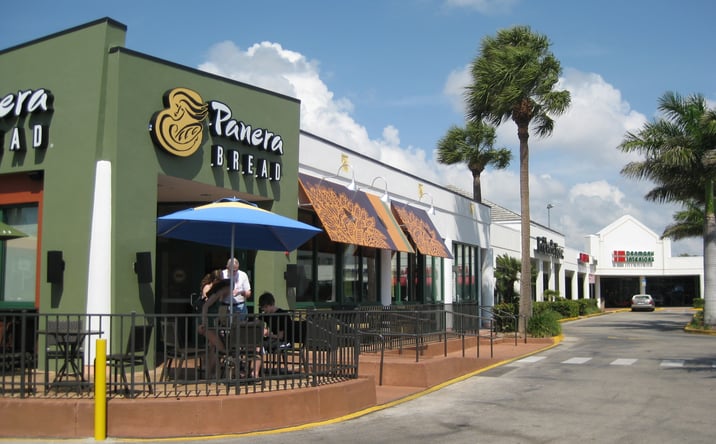 Pictures of Retail property located at 2116 Tamiami Trail N, Naples, FL 34103 for lease - image #1