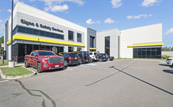 Pictures of Industrial property located at 201 Wilton Ave, Middlesex, NJ 08846 for lease - image #1