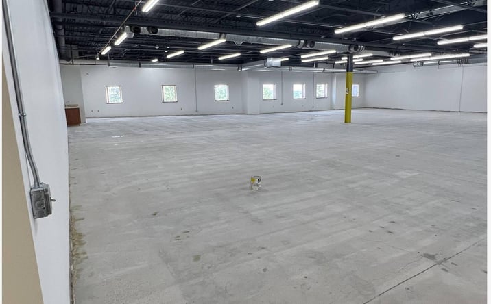 Pictures of Industrial property located at 801 Cliff Rd E, Burnsville, MN 55337 for lease - image #1