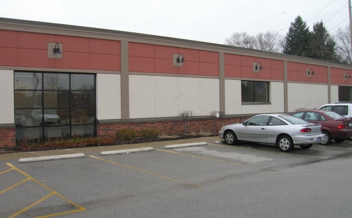 Pictures of Office property located at 319 N Niles Ave, South Bend, IN 46617 for lease - image #1