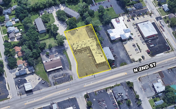 Pictures of Retail, Office property located at 6125 N 2nd St, Loves Park, IL 61111 for lease - image #1
