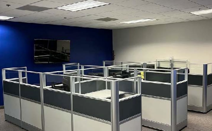 Pictures of Retail property located at 600 E John W Carpenter Fwy, Irving, TX 75062 for lease - image #1